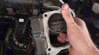 Intake Manifold VW Amarok How to [upl. by Ilana]