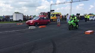 kicsi kocsi Suzuki Swift vs Kawasaki ninja 636  14 mile drag racing  14 Meilen Rennen [upl. by Sadella]