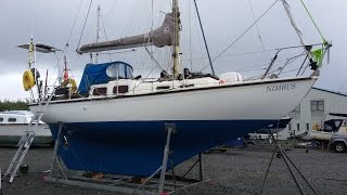 Sailing self steering and spinnakers on a long keel Halcyon 27 [upl. by Valerle12]