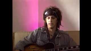 Rare Izzy Stradlin Interview 1992 [upl. by Anirehs636]