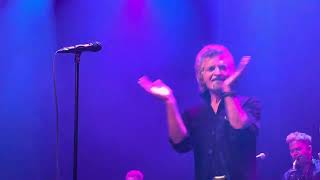 Gino Vannelli quotOne night with youquot Metropool Hengelo 02052024 [upl. by Simah]