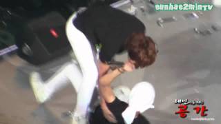 2MIN moment 111 Aggresive Minho wishes a hug from Taemin [upl. by Kcirttap269]