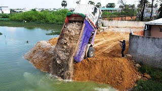 OMG 5ton truck accident almost overturned while unloading dirt help back by KOMATSU D31P dozer [upl. by Katharyn783]