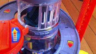 Hot Wheels Car Wash Playset  Put together and Features [upl. by Jabon]