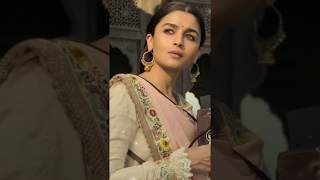 kalank Title Track Full Screen Whatsapp Status Kalank Sonakshi [upl. by Barbuto753]