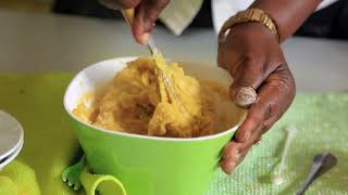 Making an Instant Matooke Meal using TOOKE Instant Green Banana flour [upl. by Anehs]