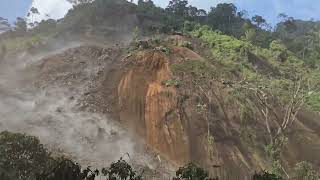 Manzanares Caldas Colombia  Derrumbe hacia el corregimiento de las margaritas el 28032024 [upl. by Arihsaj]