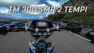 È INDESCRIVIBILE 😂  TM 300 MOTARD 2 TEMPI Test ride [upl. by Anelaf627]