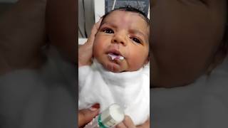 Hungry birds wants to feed viralvideo cutebaby littleprince godblessyou [upl. by Gambell]