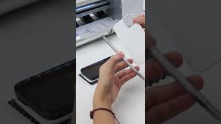 Easily Install Tempered Glass Screen Protector for iPhone 15 [upl. by Ajar]