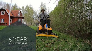 Stiga Villa 8 1987 with 85 cm cutting deck mowing the lawn 5 year Stiga anniversary [upl. by Aissenav467]