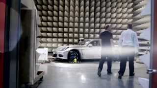 Lautlos Porsche fahren Die Porsche EMobility [upl. by Panther]