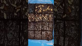 Fudge brownie yummy delicious trending brownie trendingbrownie homebakers cake homemadebakers [upl. by Voe707]