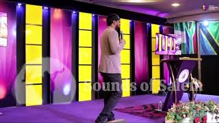 PASTOR LAWRENCE OYOR SINGS WHEN WE PRAY HE ANSWERS US EMMANUEL  SOUNDS OF SALEM [upl. by Ardnahs878]