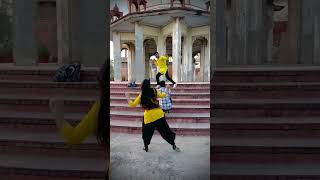 chand bhi sharma gaya shorts viralvideo viralshorts viral dance trending [upl. by Chastain]