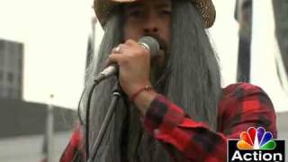 Foo Fighters sing to Westboro in counterprotest [upl. by Backler3]