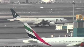 Amazing Plane Spotting at Dubai [upl. by Gibbeon833]