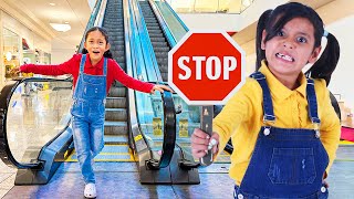 Andrea amp Ellie’s Big Mall Adventure Learn Mall Safety Rules amp Lessons for Kids [upl. by Harley]