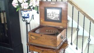 Polyphon Music Box The Old Oaken Bucket Song [upl. by Jen]