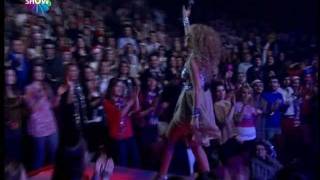 Hadise  Evlenmeliyiz Show TV 2012 Yılbaşı Konseri [upl. by Sitnik]