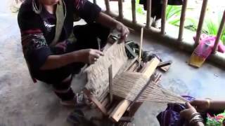 Hemp In Vietnam Hemp weaving dyeing and polishing Sa Pa Lào Cai Province NW Vietnam [upl. by Leonidas]