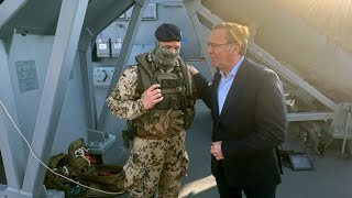 Verteidigungsminister besucht Fregatte „Hessen“ vor Einsatz im Roten Meer [upl. by Georgianne256]