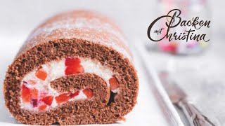 Erdbeerroulade  Biskuitroulade mit Erdbeeren [upl. by Sophia]