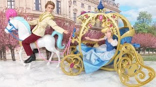 Disney Princess Cinderella Horse and Carriage Prince Kisses Cindy [upl. by Stafani]