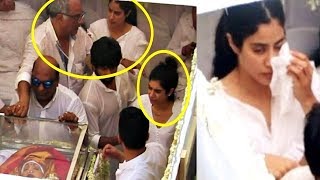 Jhanvi Kapoor Crying During Sridevis Funeral  Heart Melting Video [upl. by Erehs]