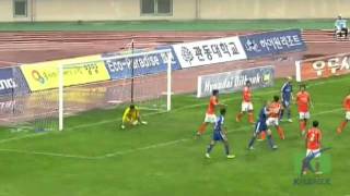 현대오일뱅크 K리그 2011 25R 강원 VS 수원 하이라이트 [upl. by Tfat]