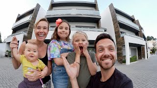 FLYTTVLOGG  Familjen flyttar in i ett hus [upl. by Orthman]