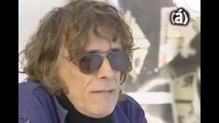 Spinetta habla sobre la música comercial que idiotiza [upl. by Anelec]