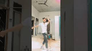 Mahroom clour sadiya dineshlalyadavnirahuanewsong dancevideo viralvideo [upl. by Enomyar]