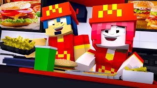 Minecraft ITA  LA NOSTRA VITA AL MC DONALDS [upl. by Aerdnek]