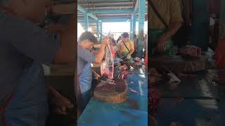 SHARP MACHETE SKILLS 🔥🔪 Fishmonger Skills Cutting Fish shorts [upl. by Khosrow]