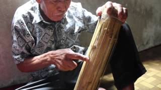 Making a Talempong Botuang Tube Zither from West Sumatra [upl. by Emmerie595]