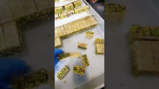 بلوريه food baklava اكسبلور حلويات dessert sweet streetfood farming baking foodie [upl. by Arahat]