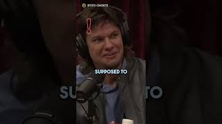 Joe amp Theo try smelling salts😵 Joe Rogan amp Theo Von [upl. by Erdda]