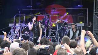 Hinder  Better Than Me  LIVE [upl. by Aleafar]