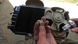 1989 Subaru brumby 1800 4WD Changing the Radiator [upl. by Quirk]