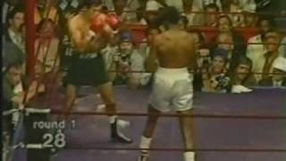 Thomas quotHitmanquot Hearns vs Pipino Cuevas [upl. by Allisurd]