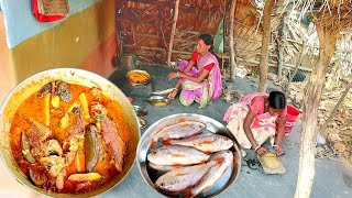 santali tribe traditional cooking RIVER FISH curry with brinjal prepared by santali tribe women [upl. by Limber]