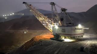 dragline working dragline [upl. by Akoyin534]