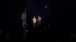 Mahmood e Ornella Vanoni insieme sul palco all’Unipol Forum [upl. by Ahsata456]