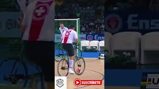 Gol de bicicleta shorts shortvideo futbol soccer fails funny fypシ゚ video viral cracks [upl. by Nelan]