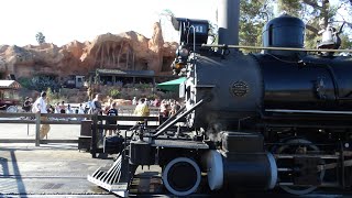 Knotts Spooky Farm Calico Railroad Action [upl. by Clougher]