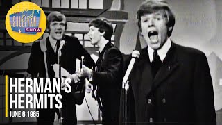 Hermans Hermits quotHenry The VIII I Amquot on The Ed Sullivan Show [upl. by Tigram676]