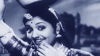 Na Maaro Nazariya Ke Baan  Lata Mangeshkar Pehli Jhalak Dance Song [upl. by Attenyt172]