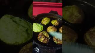 Pesara punugulu guntaponganalu pesarapunugulu foodie telugufoodie healthyfoodtelugumems [upl. by Grassi]