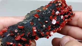 Vanadinit Hämatit Goethit Vanadinite on Hematite Goethite [upl. by Adnerol]